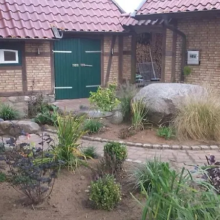 別荘 With 3 Bedrooms Holzendorf