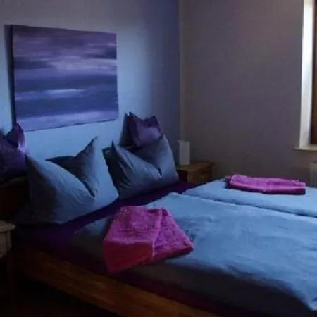 With 3 Bedrooms * Kobrow