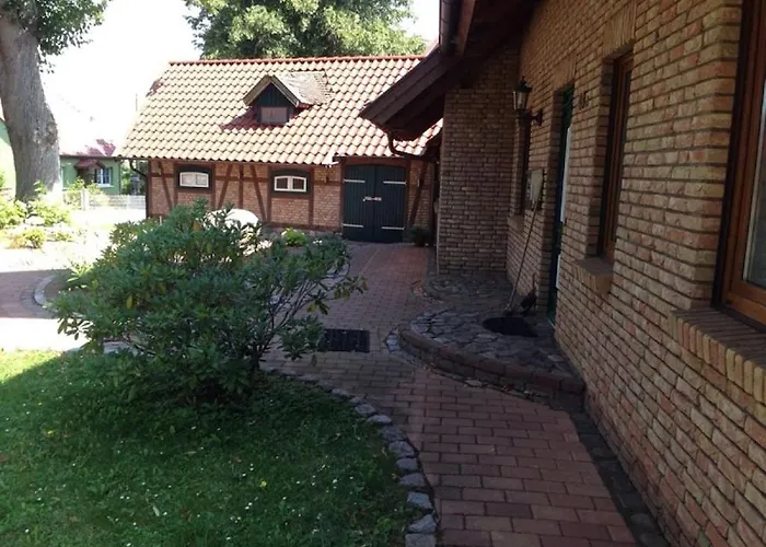 With 3 Bedrooms 別荘